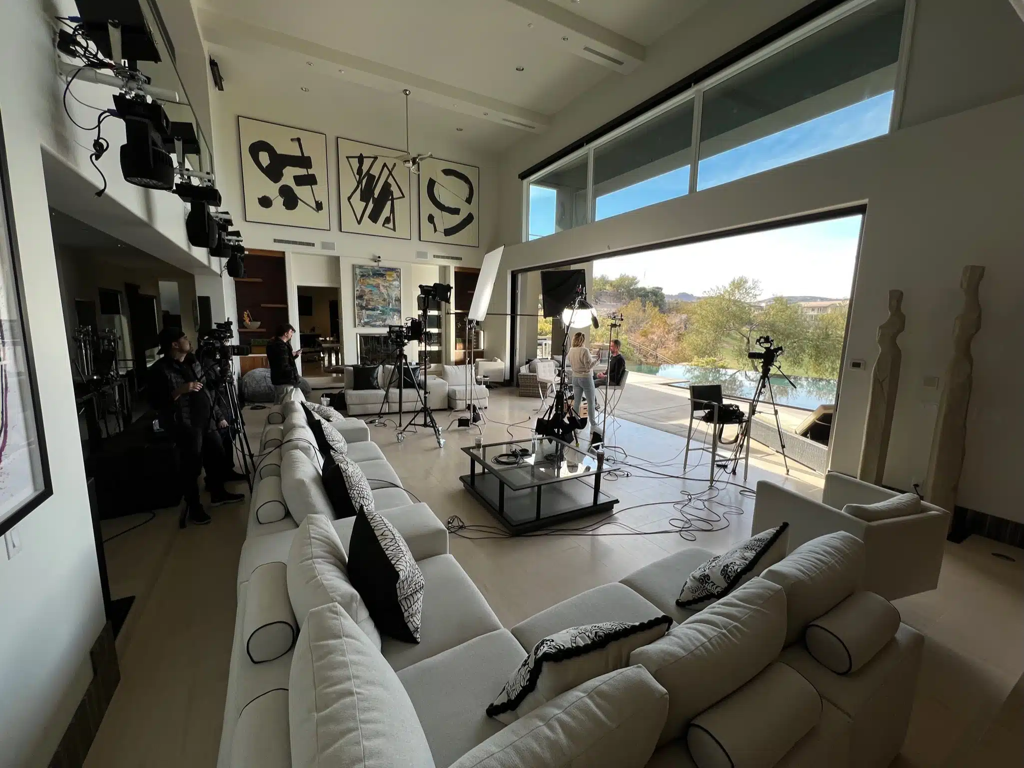 Vegas Location Services - Crewing